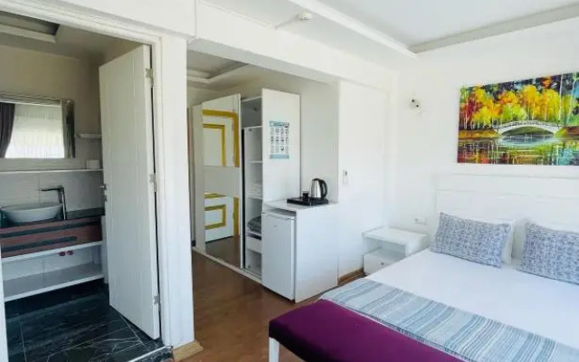 Parlement Otel Guzelbahce