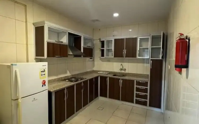 Al Thanaa Al Raqi Serviced Apartments