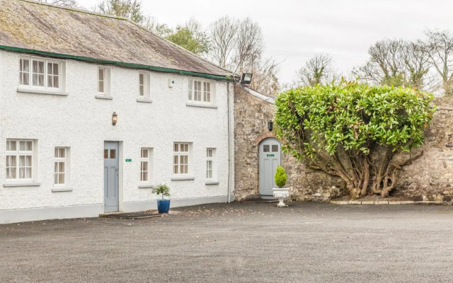 Liffey Valley House Hotel