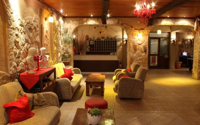 Dimitra Hotel