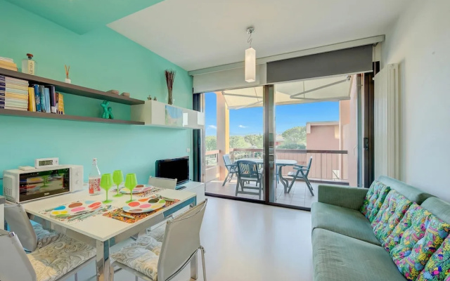 Green Tiffany Apartment