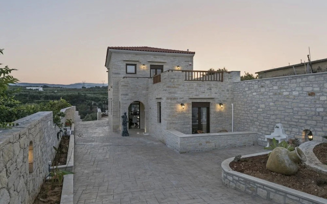 Spectacular Garden & Sea Views, At Villa Anna.
