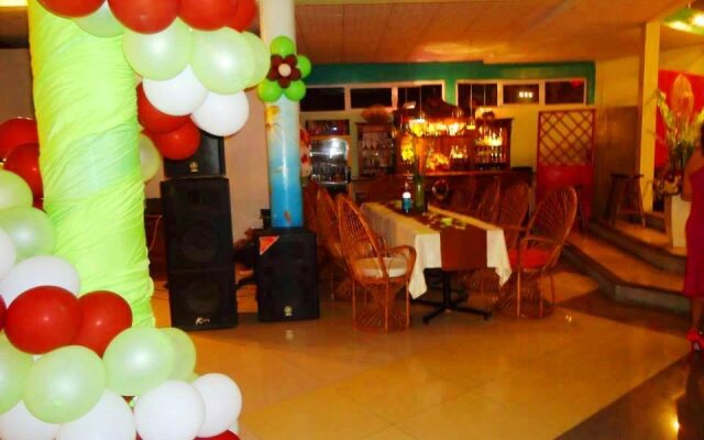 Coralie La Diffe'rence Guest House