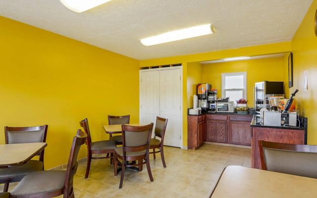 Econo Lodge Woodstock - Shenandoah Valley I-81