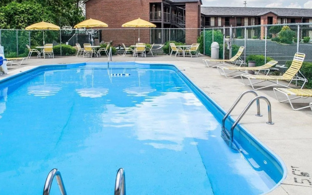 Super 8 By Wyndham Sandusky