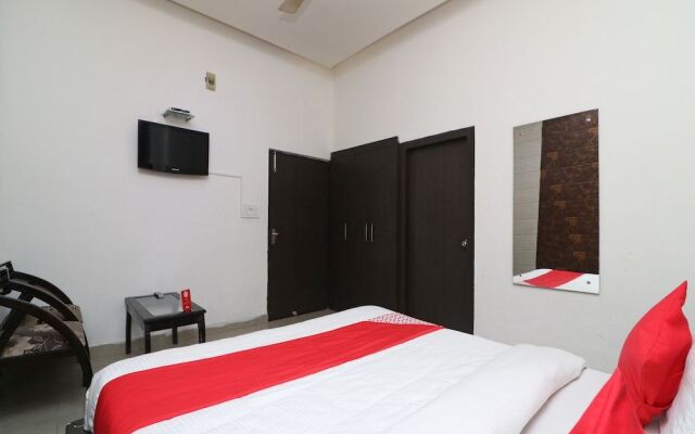 OYO 22977 Hotel Alpine