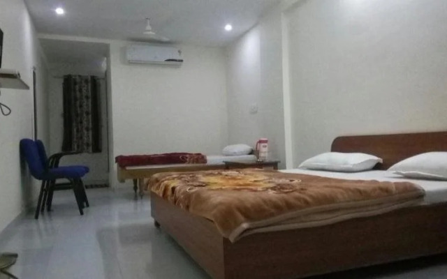 Hotel Chandra Palace