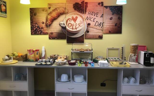 Color House Malpensa B&B