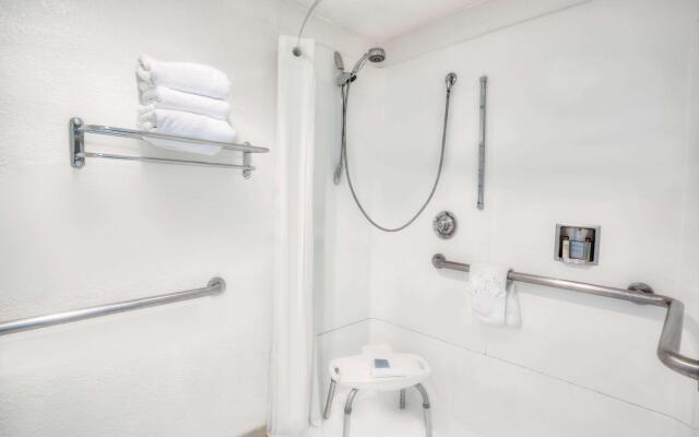 Hawthorn Suites by Wyndham Sacramento