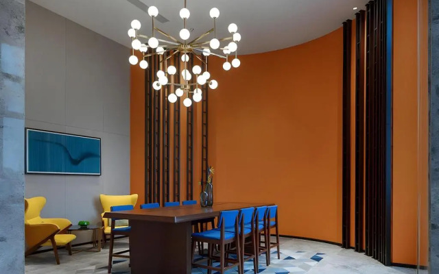 Hampton by Hilton Qionghai Railway Station