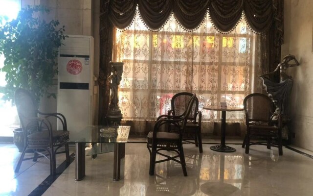 Yi Jiangnan Holiday Hotel