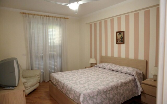 Apartment With 2 Bedrooms in Reggio Calabria, With Wonderful sea View,