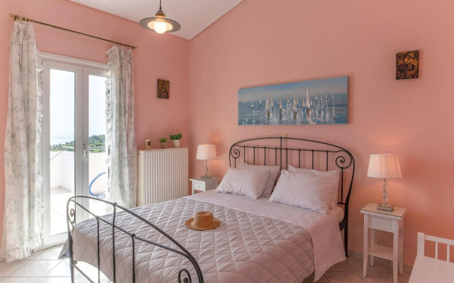 Τhree Storey Villa with Infinity Pool