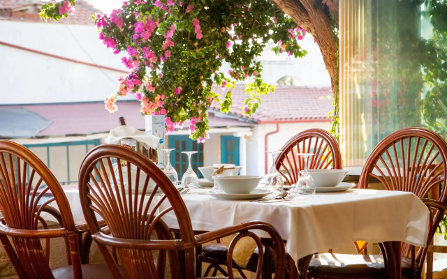 Xenios Loutra Village Beach Hotel