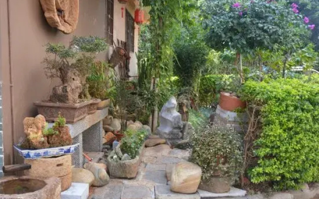 Jianshui zhuwuqing  homestay