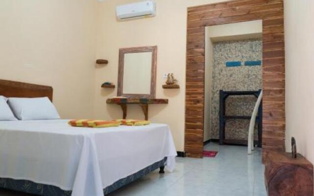 Sunrise Lodge & Lounge