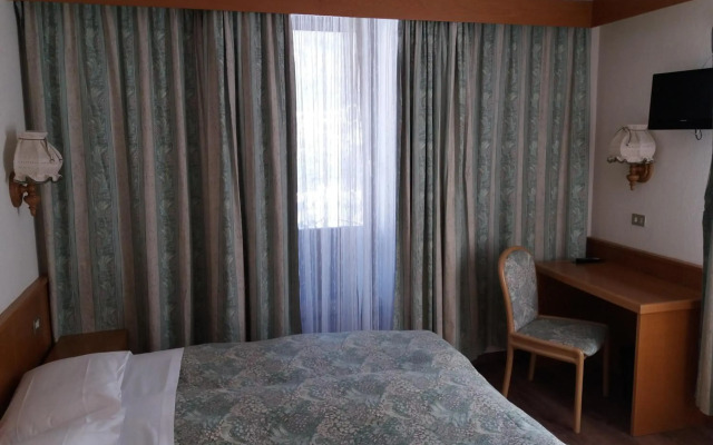 Hotel Ottoz Meublè