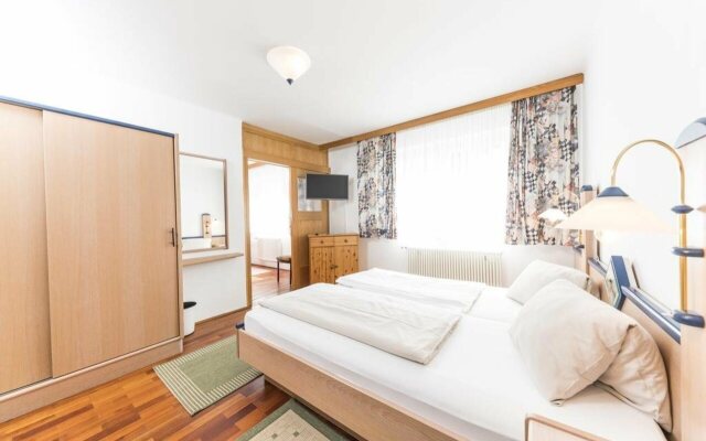 Zur Post & Appartementhaus Kern