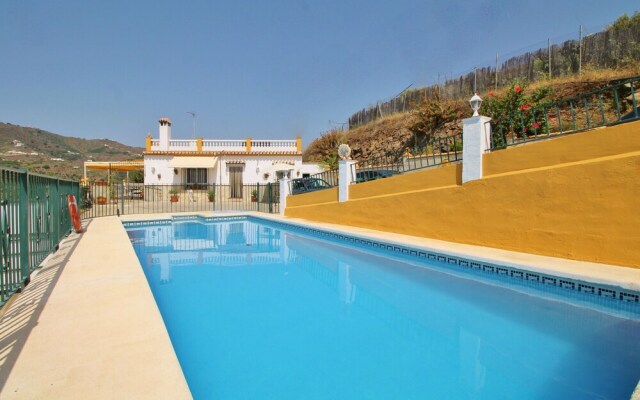 1090 Villa las Flores