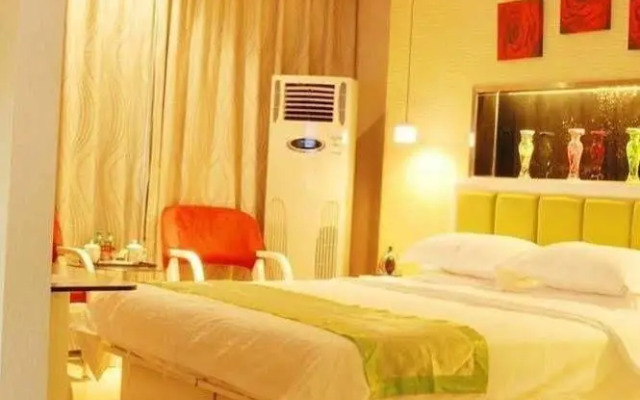Tian Lun Huang Chao Fashion Hotel