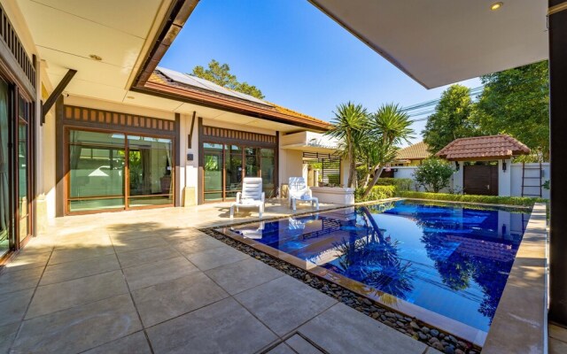 3 BR Pool Villa in Great Location BUB
