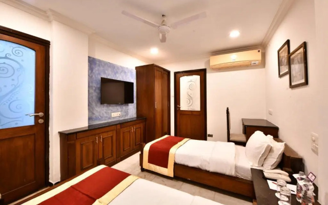 Click White House Residency Vadodara