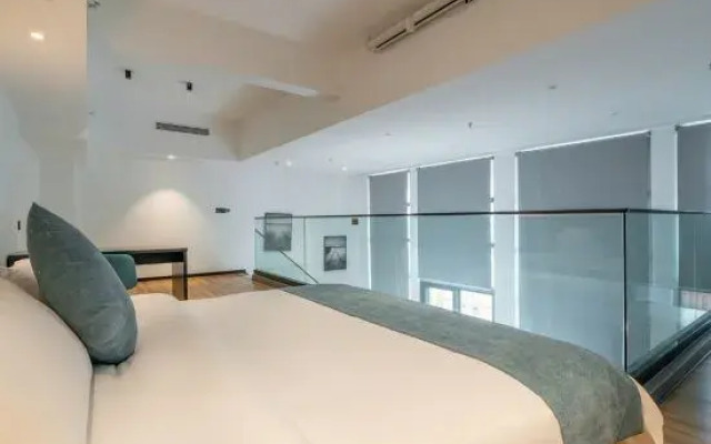 Luzhou Sky City Hotel