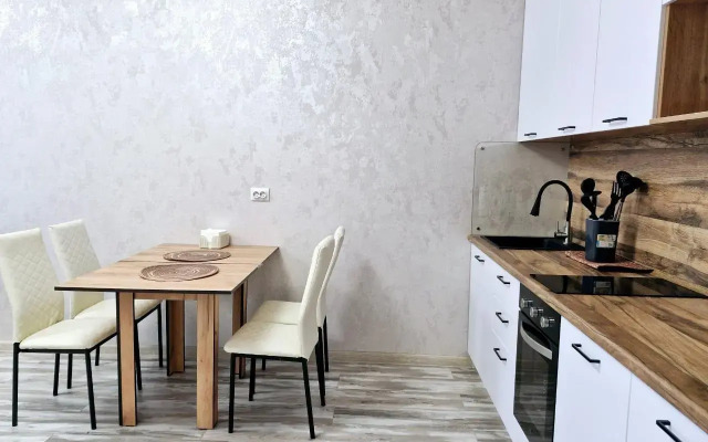 Апартаменты на улице Христенко 8