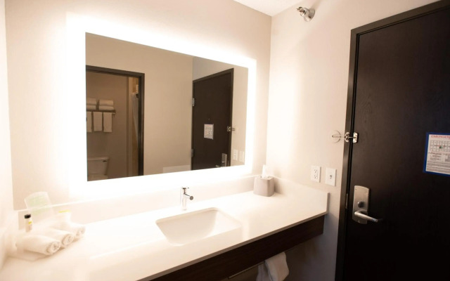 Holiday Inn Express Houghton-Keweenaw by IHG