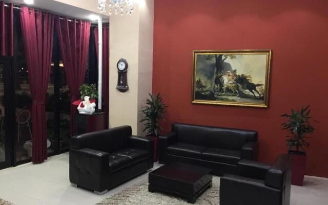 Haris Hotel