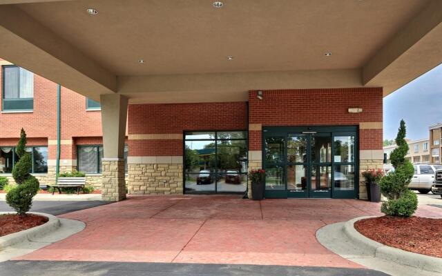 Comfort Suites Canton