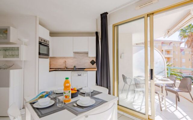 Villa LOpen Fréjus 27684