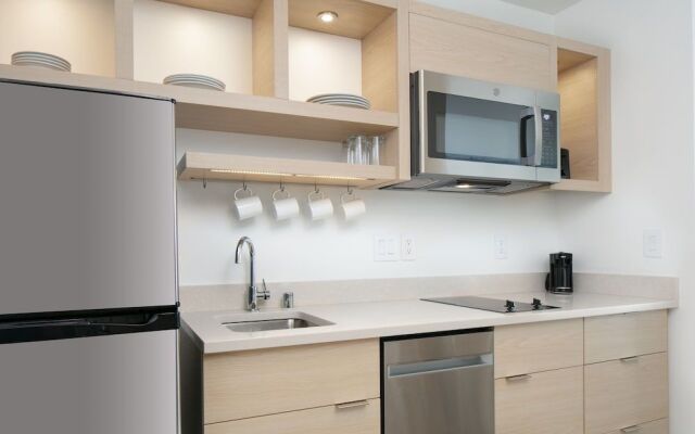 Towneplace Suites By Marriott Oconomowoc