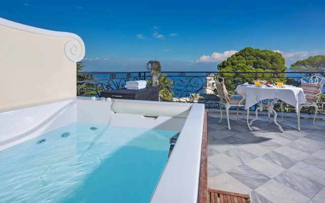 Luxury Villa Excelsior Parco