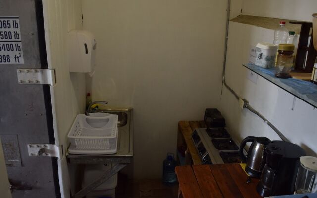 Arenal Container Hostel