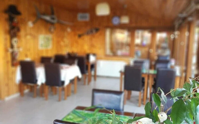 Ayisigi Hotel