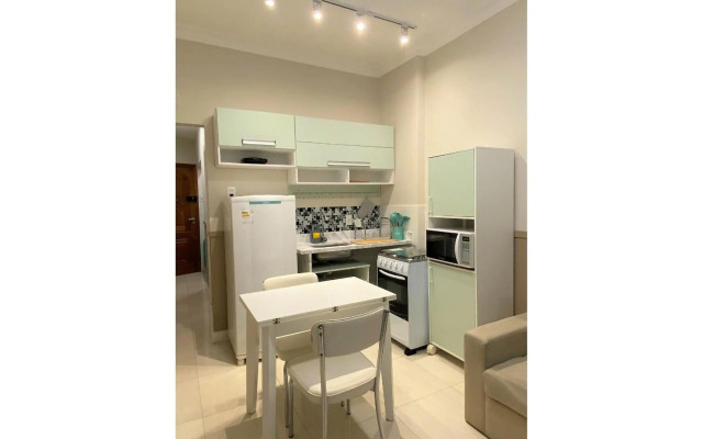 M50 - Quadra da Praia Copacabana - Studio Acolhedor