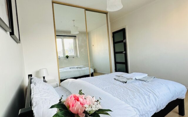 Immaculate 3-bed Apartment in London