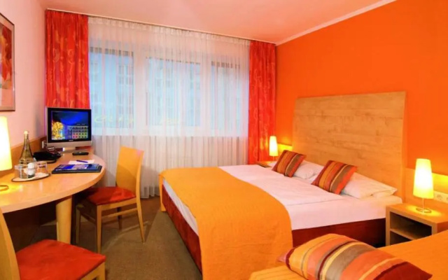 NP Hotel Wallis