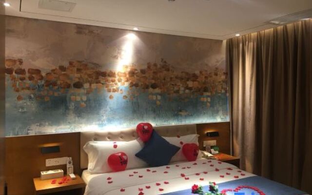 Marriott Guihuang Hotel (Guigang High - speed Railway Station Branch, Keshi World Plaza Branch)