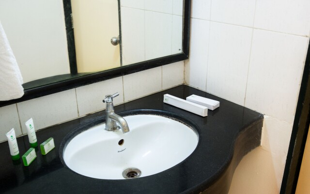 Treebo Premium Niraali Executive