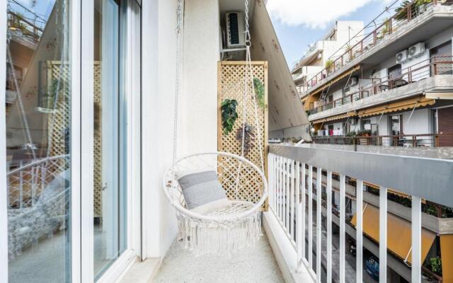 Deluxe Apartment near Acropolis