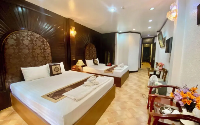 Impressive Boutique Hotel – Guest Rooms – Hanoi