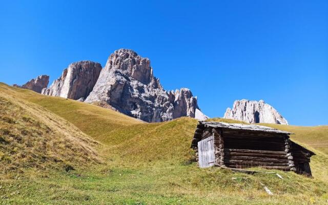 MANSARDA MARMOLADA sui campi da sci
