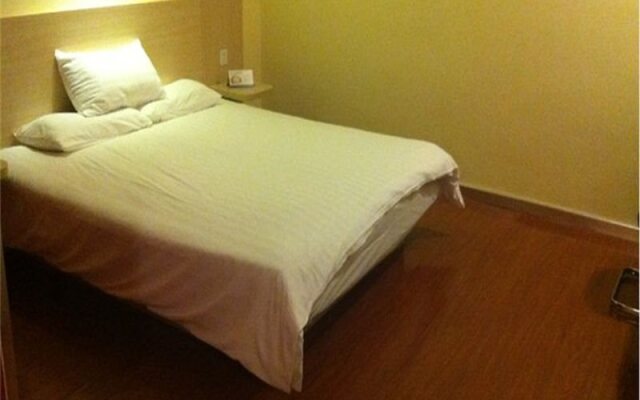GreenTree Inn Yunnan Lijiang Qixing Street Express Hotel