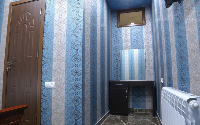 Lovely Hotel