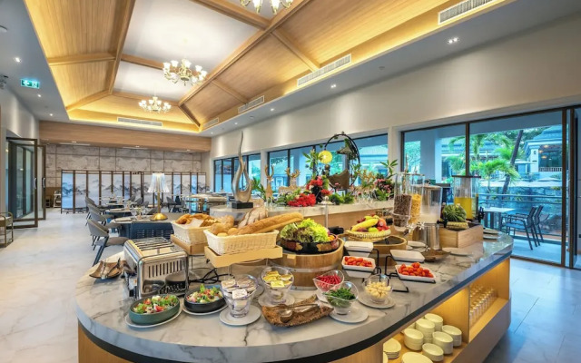 A.Z. Sunrise Resort & Fitness Club