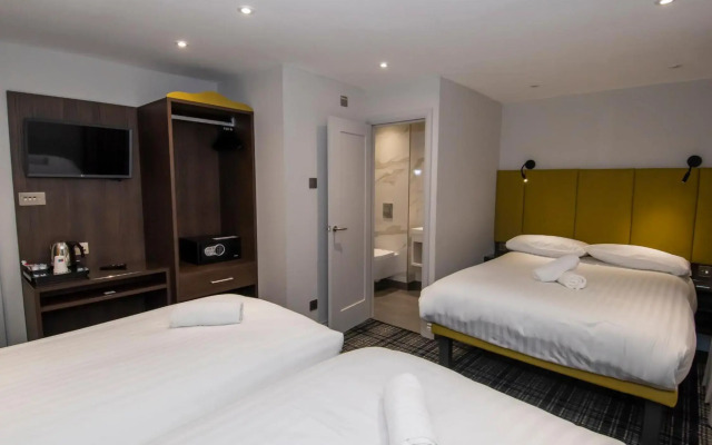 Howard Winchester Hotel