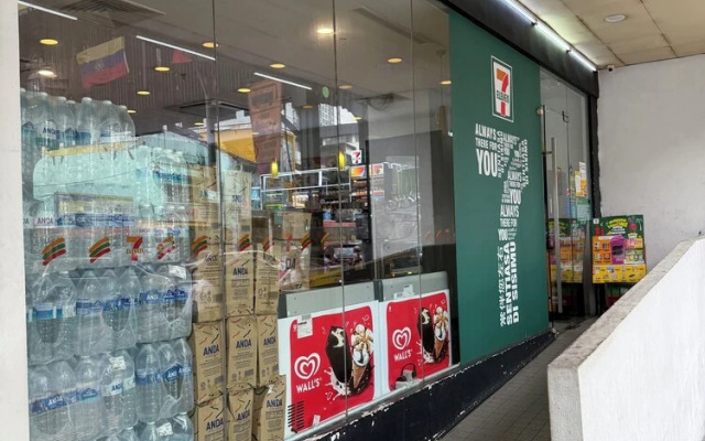 D'Majestic Place by Roomy