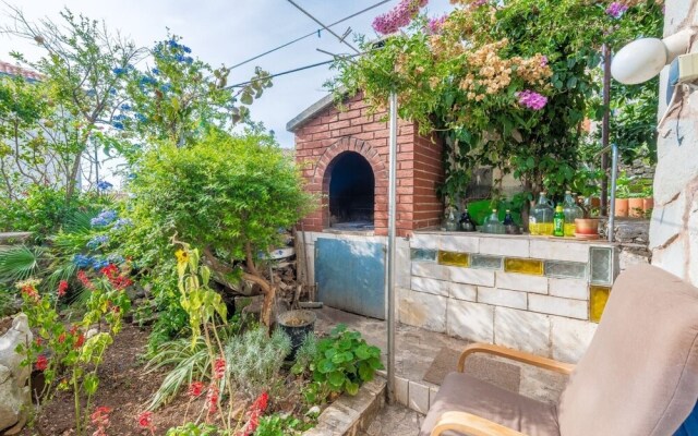 Branko - 60m From the Beach - SA1